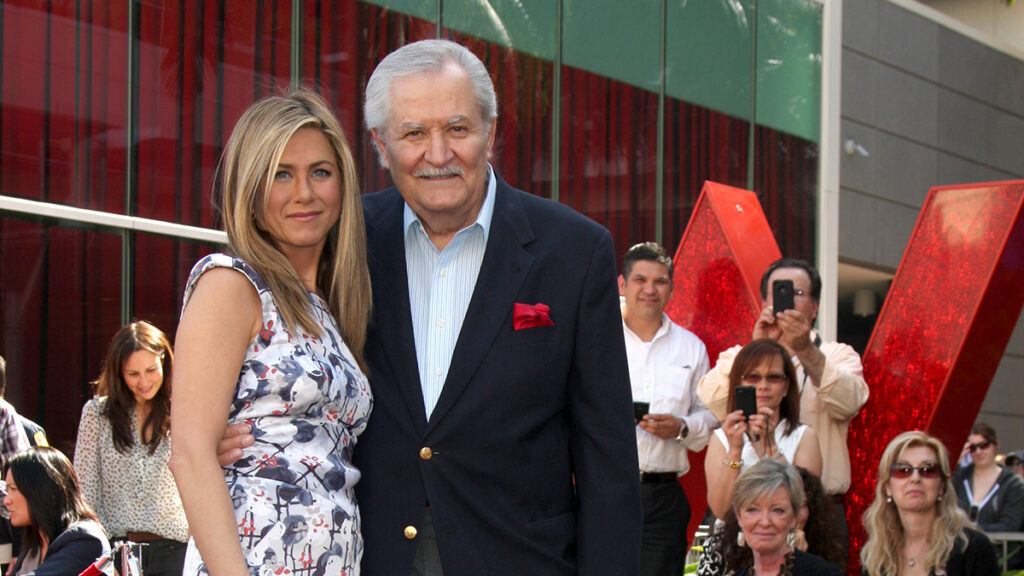 Jennifer and John Aniston